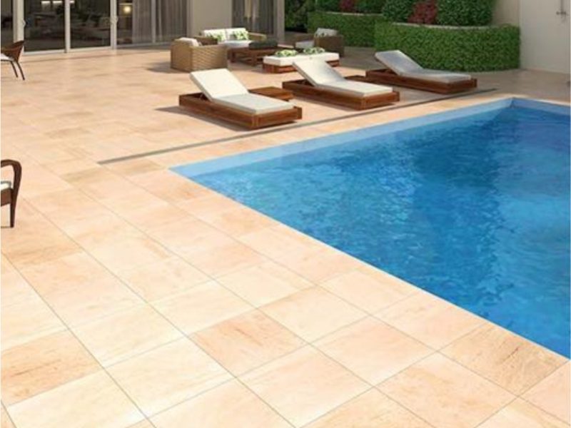 Piscina Piso de Pedra São Tomé Amarela 37x37 quadrado